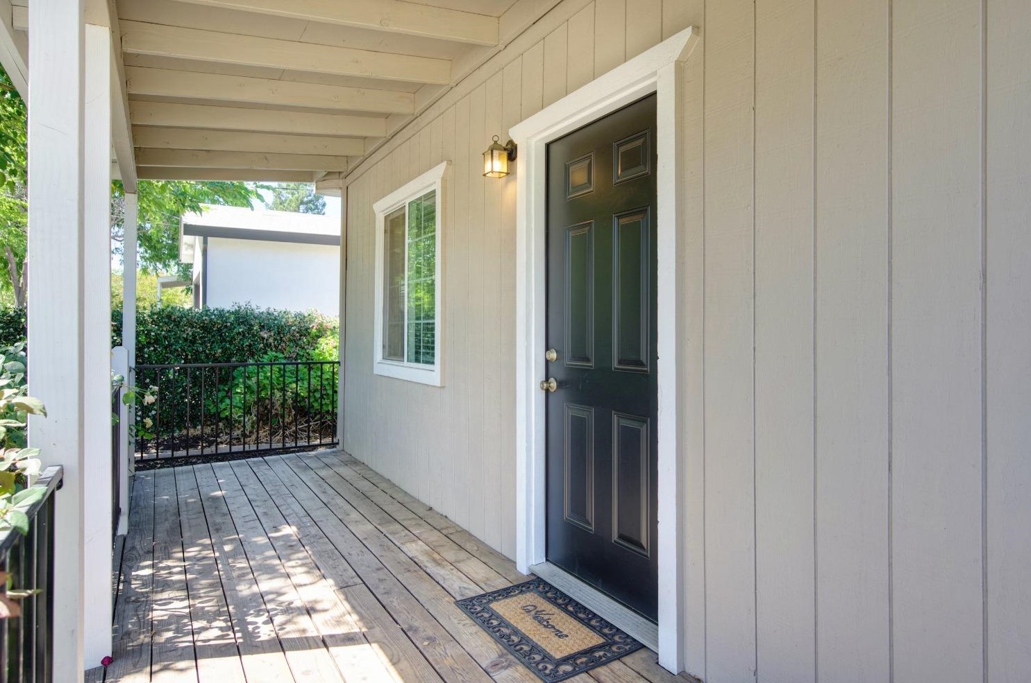 128 Birch St, Roseville CA  95678-2576 exterior