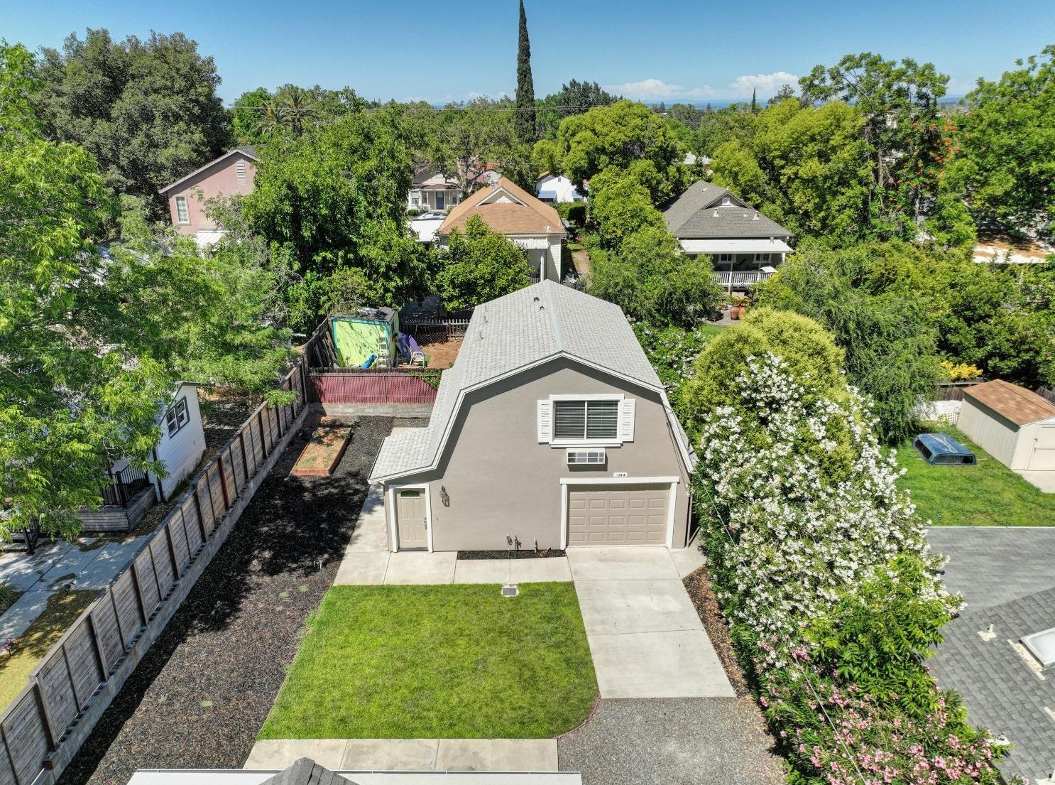 128 Birch St, Roseville CA  95678-2576 exterior