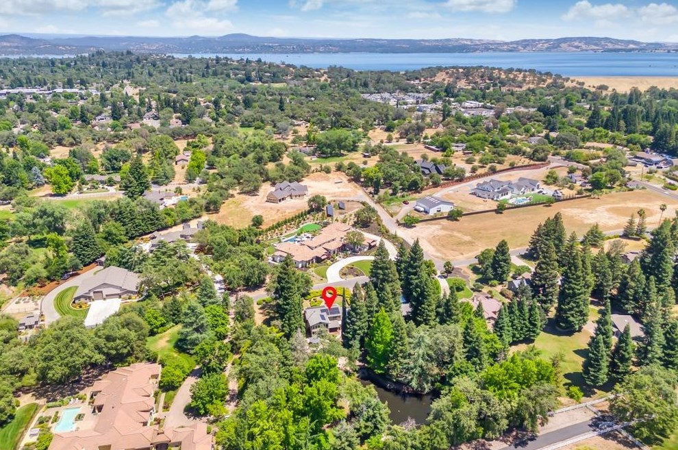 8844 Fargo Ln, Roseville CA  95746-9671 exterior