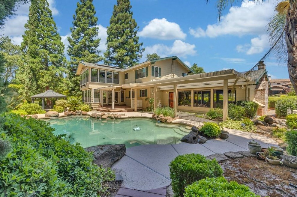 8844 Fargo Ln, Roseville CA  95746-9671 exterior