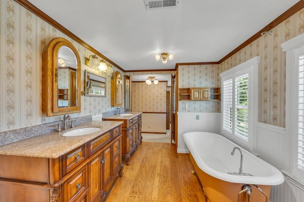 8844 Fargo Ln, Roseville CA  95746-9671 exterior