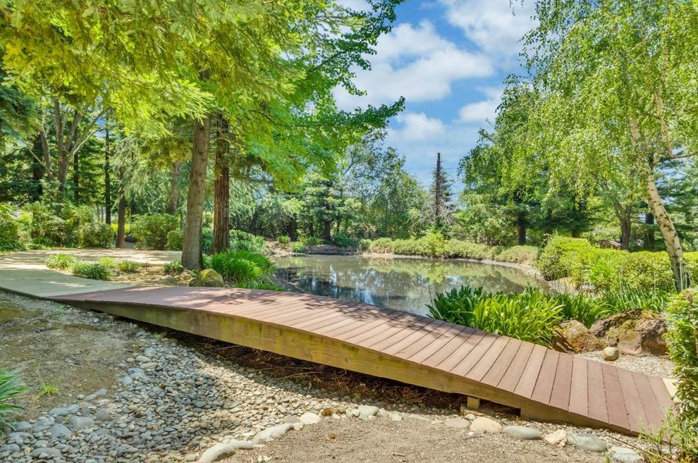 8844 Fargo Ln, Roseville CA  95746-9671 exterior