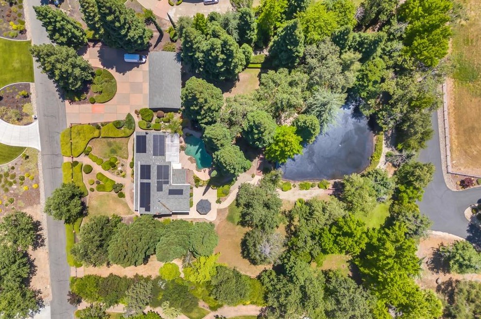 8844 Fargo Ln, Roseville CA  95746-9671 exterior