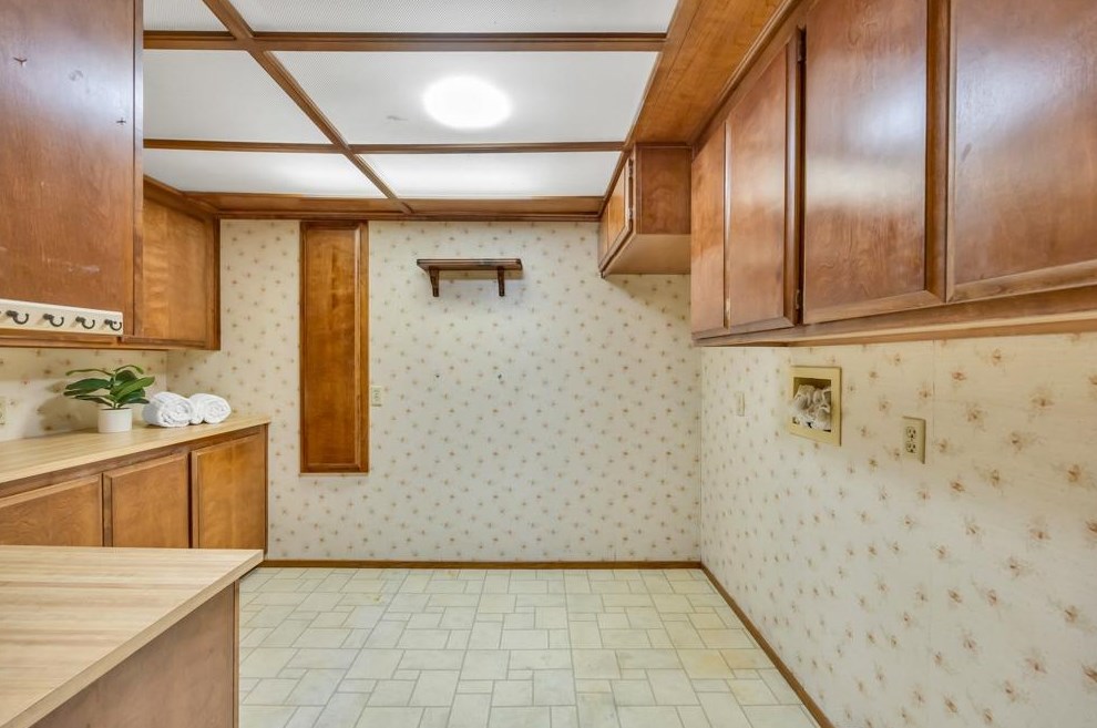 8844 Fargo Ln, Roseville CA  95746-9671 exterior