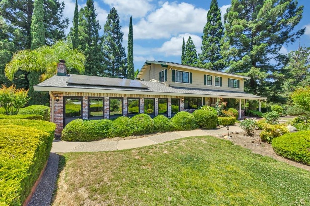 8844 Fargo Ln, Roseville CA  95746-9671 exterior