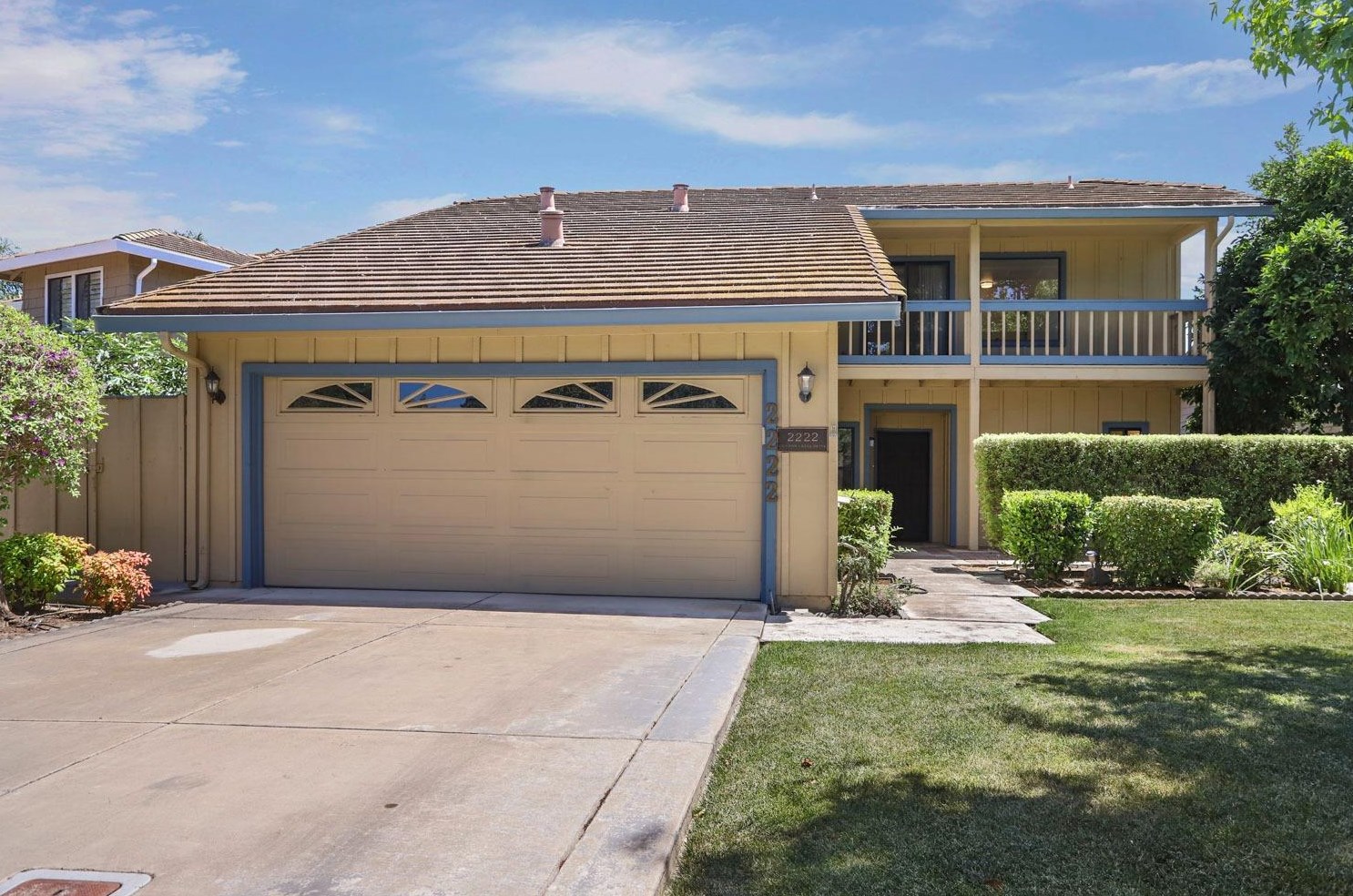 2222 Canyon Creek Dr, Stockton, CA 95207-4542
