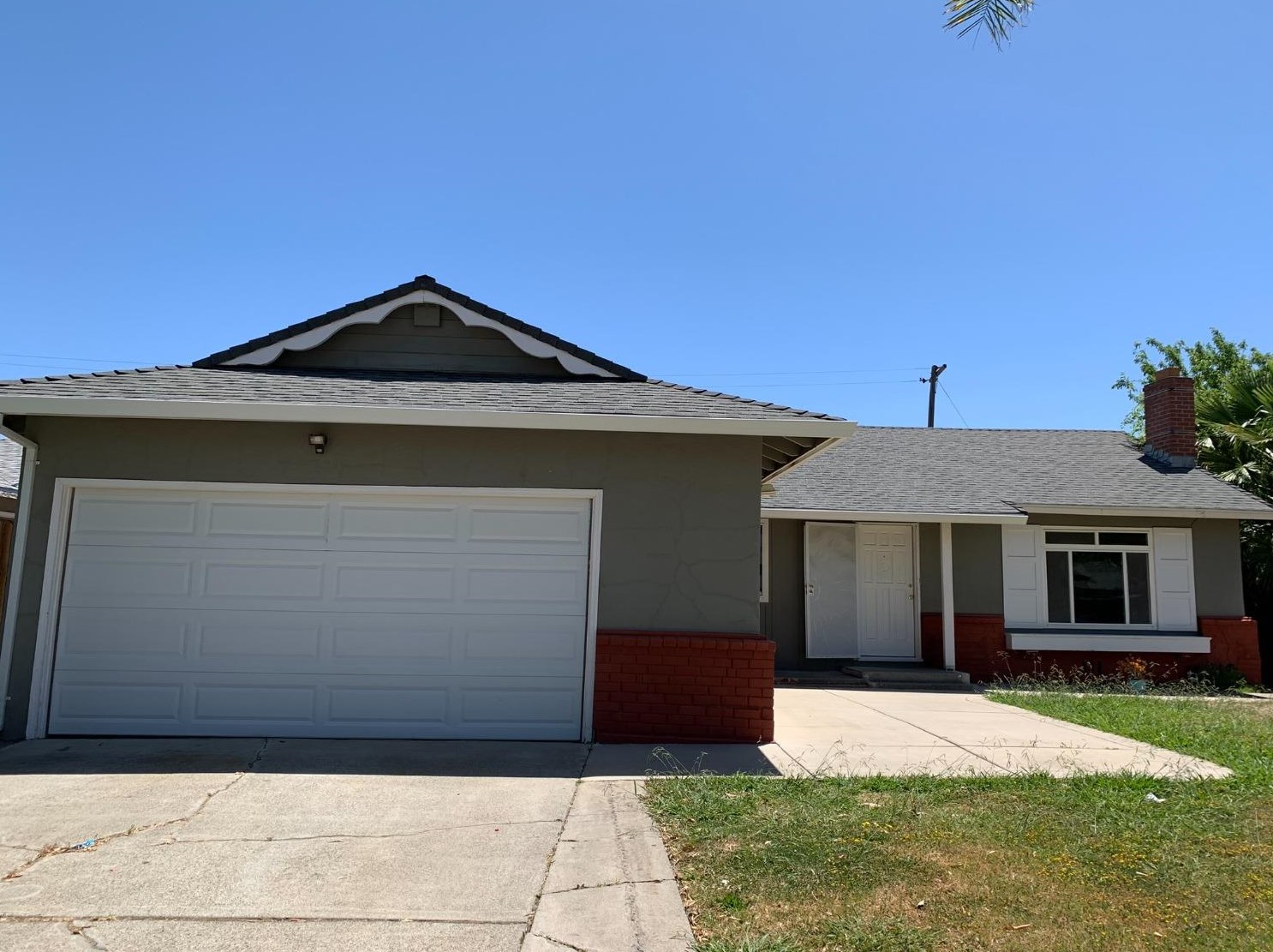 7357 Benbow St, Sacramento, CA 95822-4935