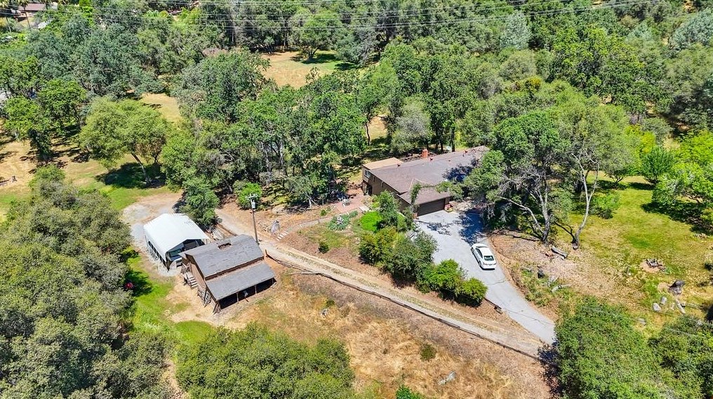 4750 Dimick Ln, Diamond Springs, CA 95619-9500