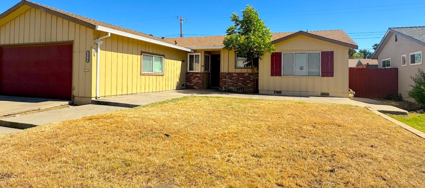 2210 Mangrum Ave, Sacramento, CA 95822-3913