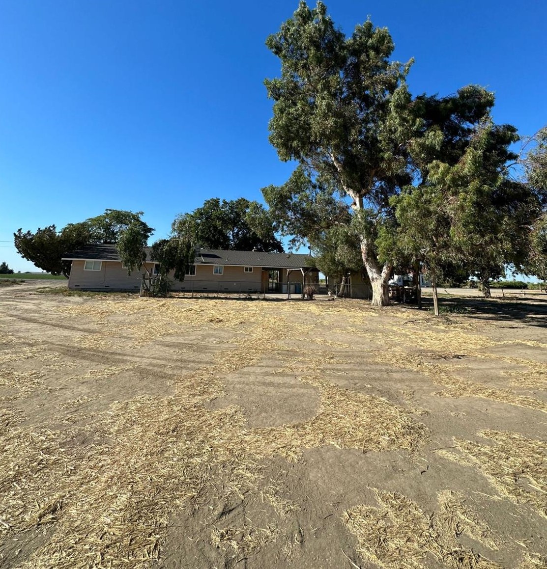 21881 Henry Miller, Los Banos, CA 93635