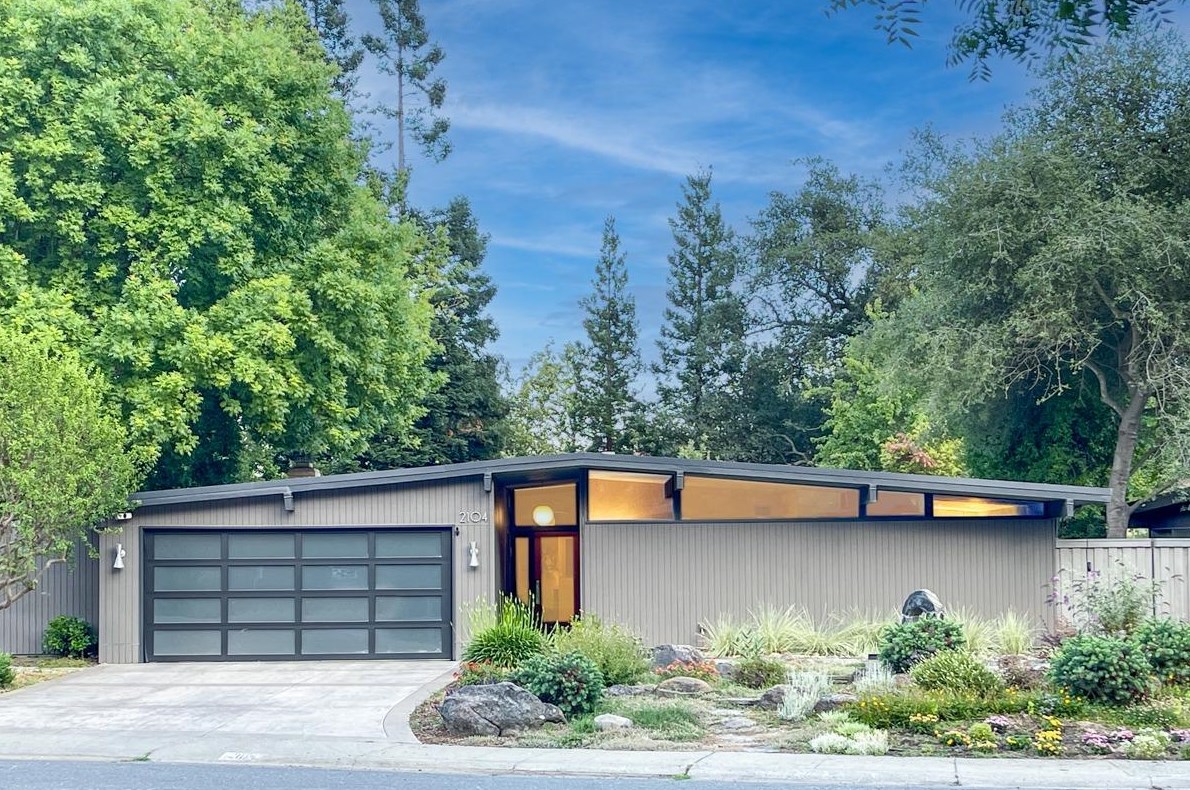 2104 Hamlet Pl, Carmichael, CA 95608