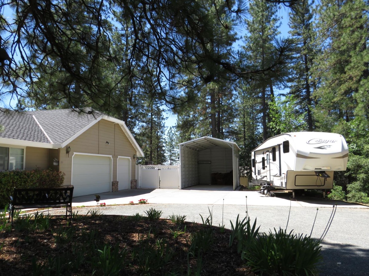 285 Hill Haven Dr, Cape Horn, CA 95713