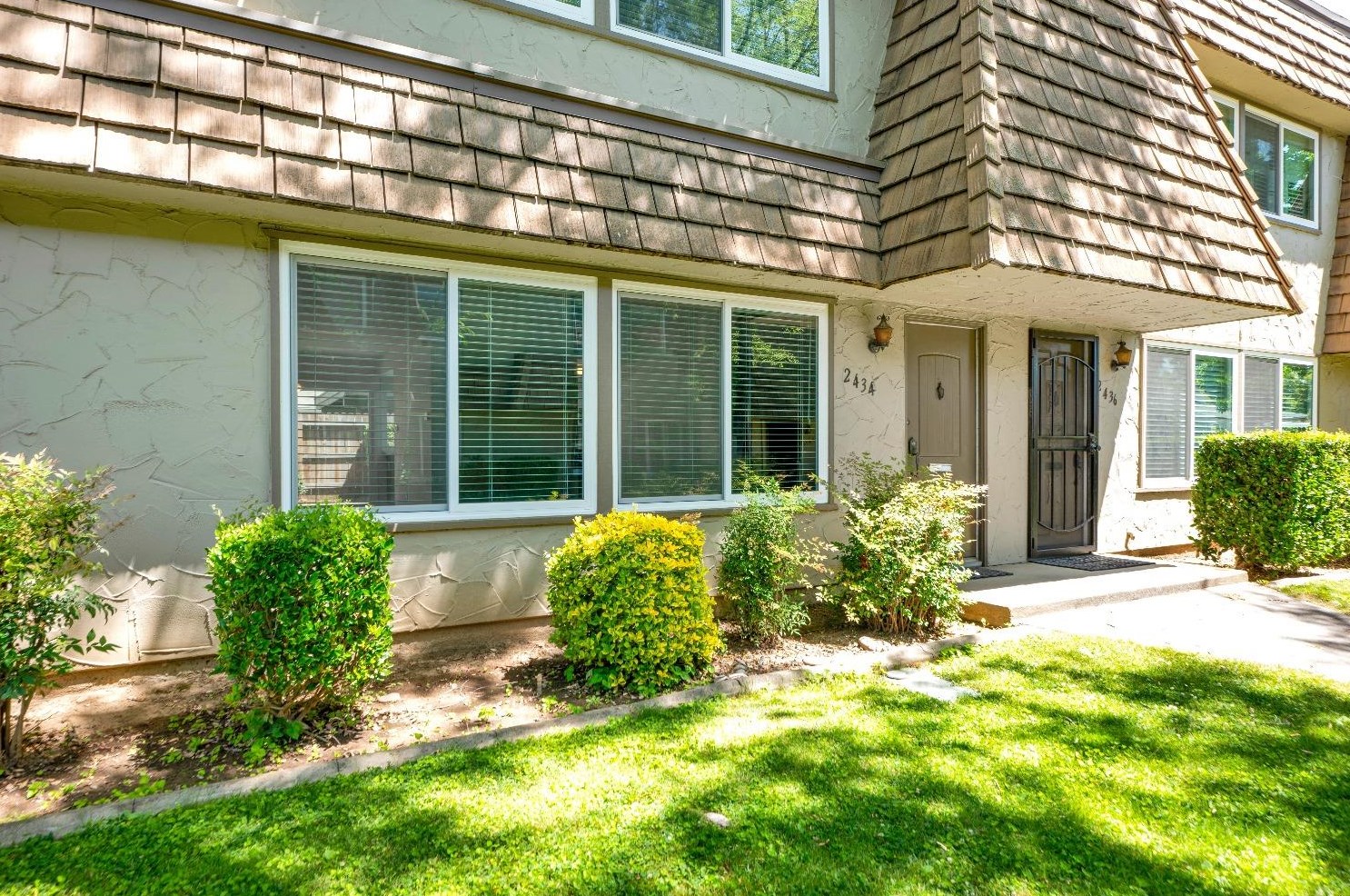 2434 Via Camino Ave, Carmichael, CA 95608