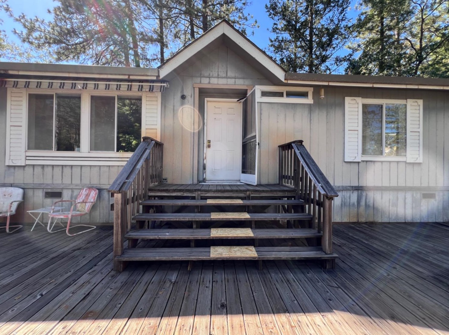 18627 Dunvegan Dr, Applegate, CA 95703