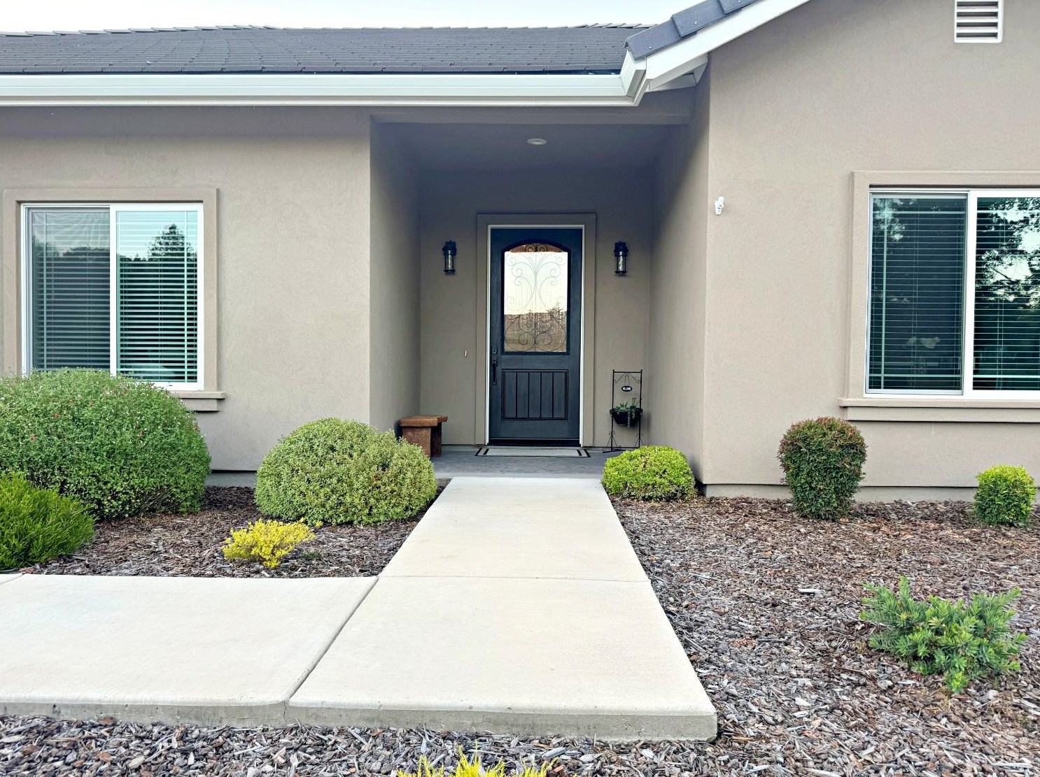 3001 Sabre Ct, Shingle Springs, CA 95682-6703