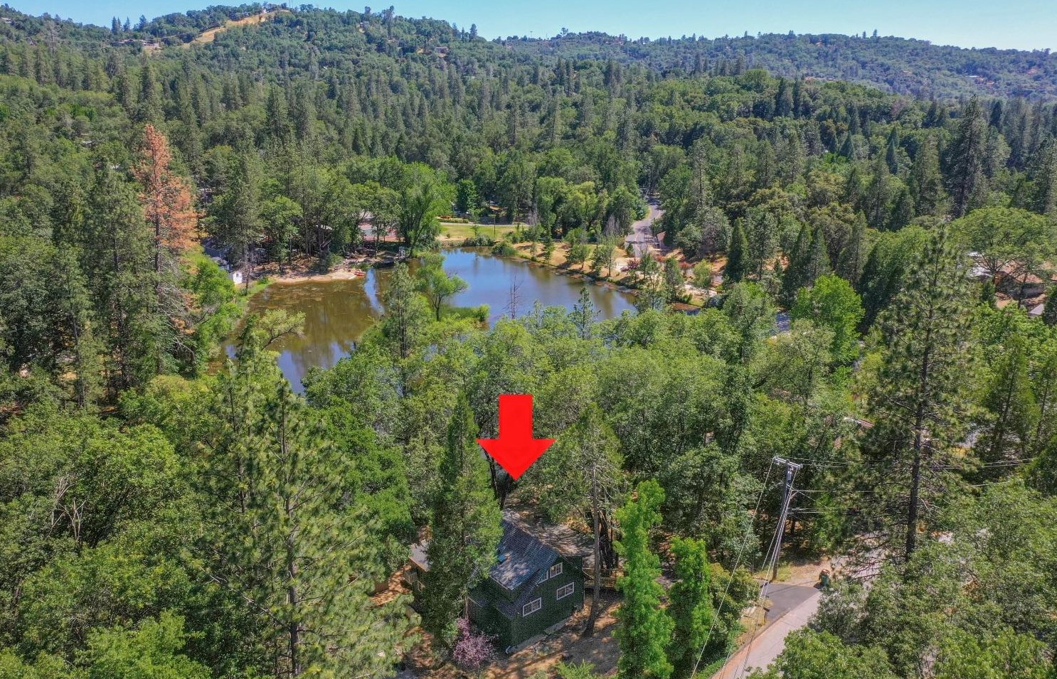 21802 Crystal Lake Dr, Sonora CA  95370-9113 exterior