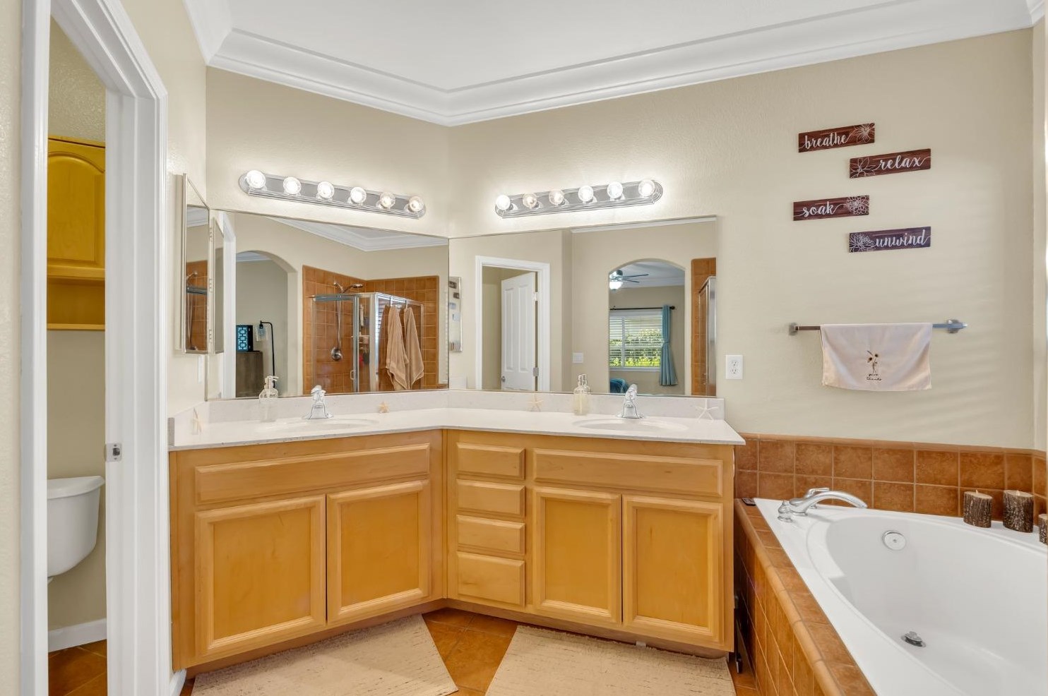 1908 Mckinley St, Rocklin CA  95765-5853 exterior