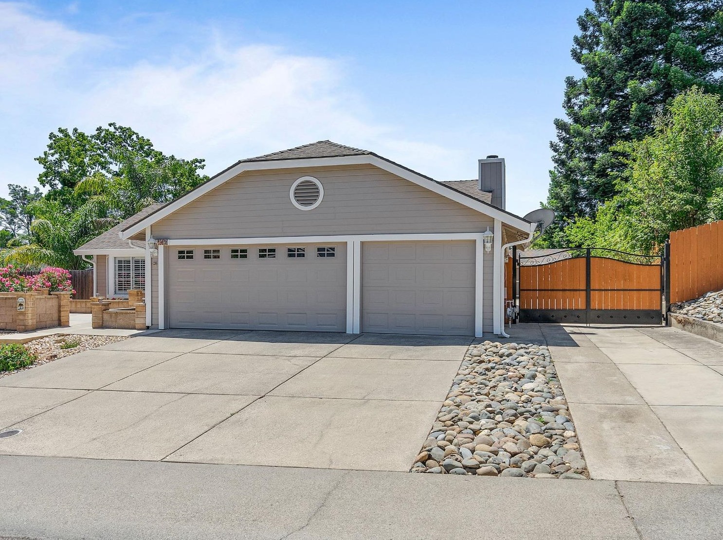 139 Rhoades Way, Folsom, CA 95630