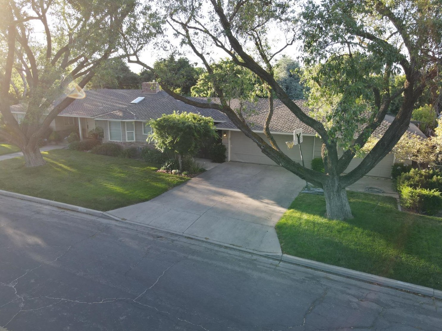 2215 El Capitan Dr, Turlock, CA 95380-3619