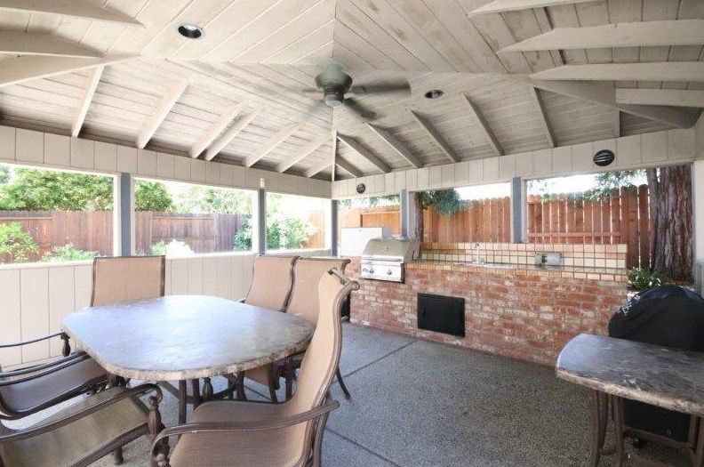 4708 Story Way, Elk Grove CA  95758-5117 exterior