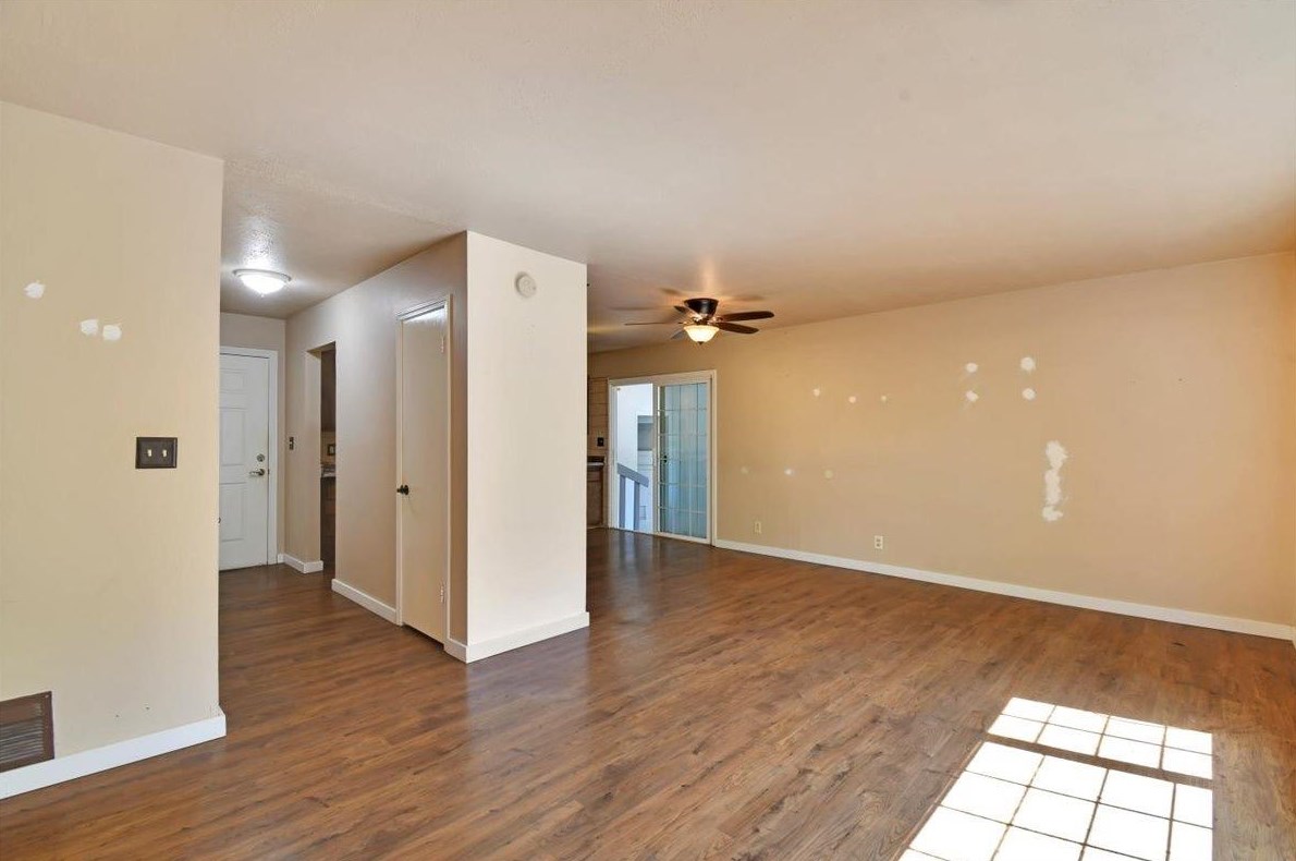 120 Park Ave, Yuba City CA 95991-5829 exterior