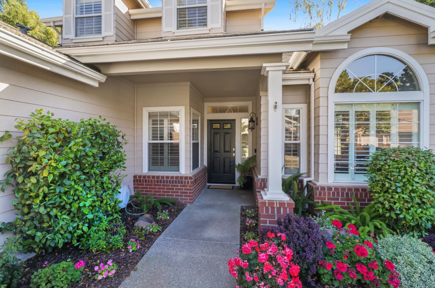 11946 Rising Sun Way, Rancho Cordova, CA 95670-8386