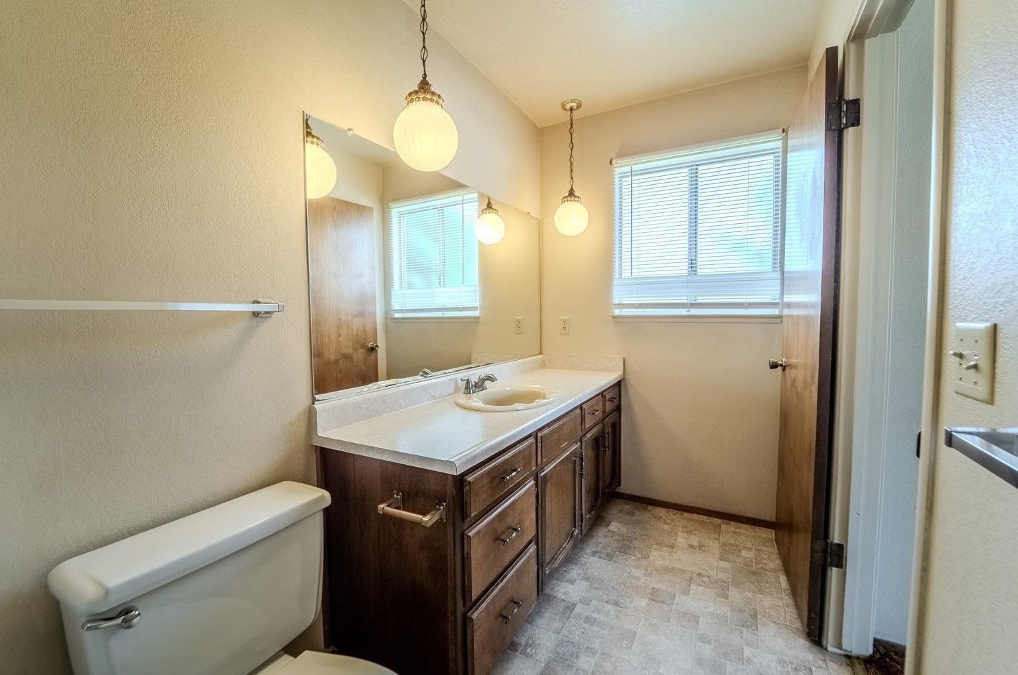 1400 Geary Cir, Yuba City CA  95993-2310 exterior