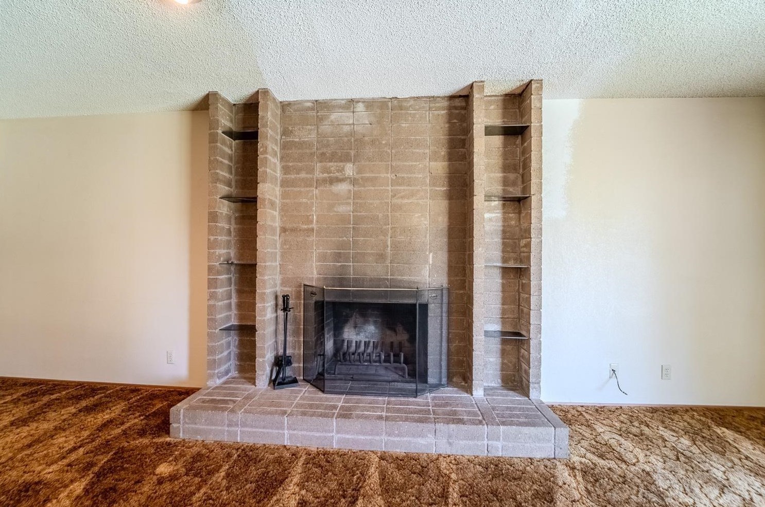 1400 Geary Cir, Yuba City CA  95993-2310 exterior