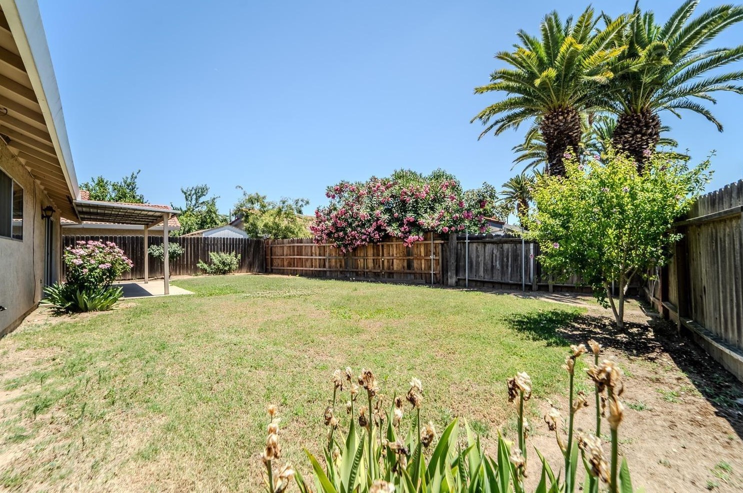 1400 Geary Cir, Yuba City CA  95993-2310 exterior