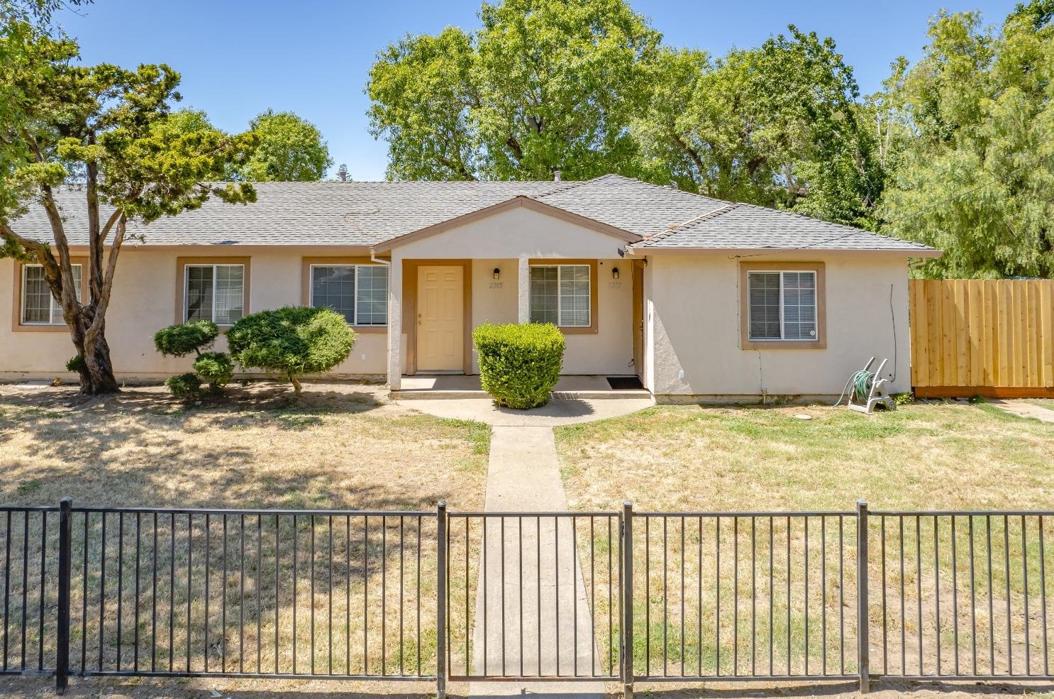 2307 Edison Ave, Sacramento, CA 95821-1713