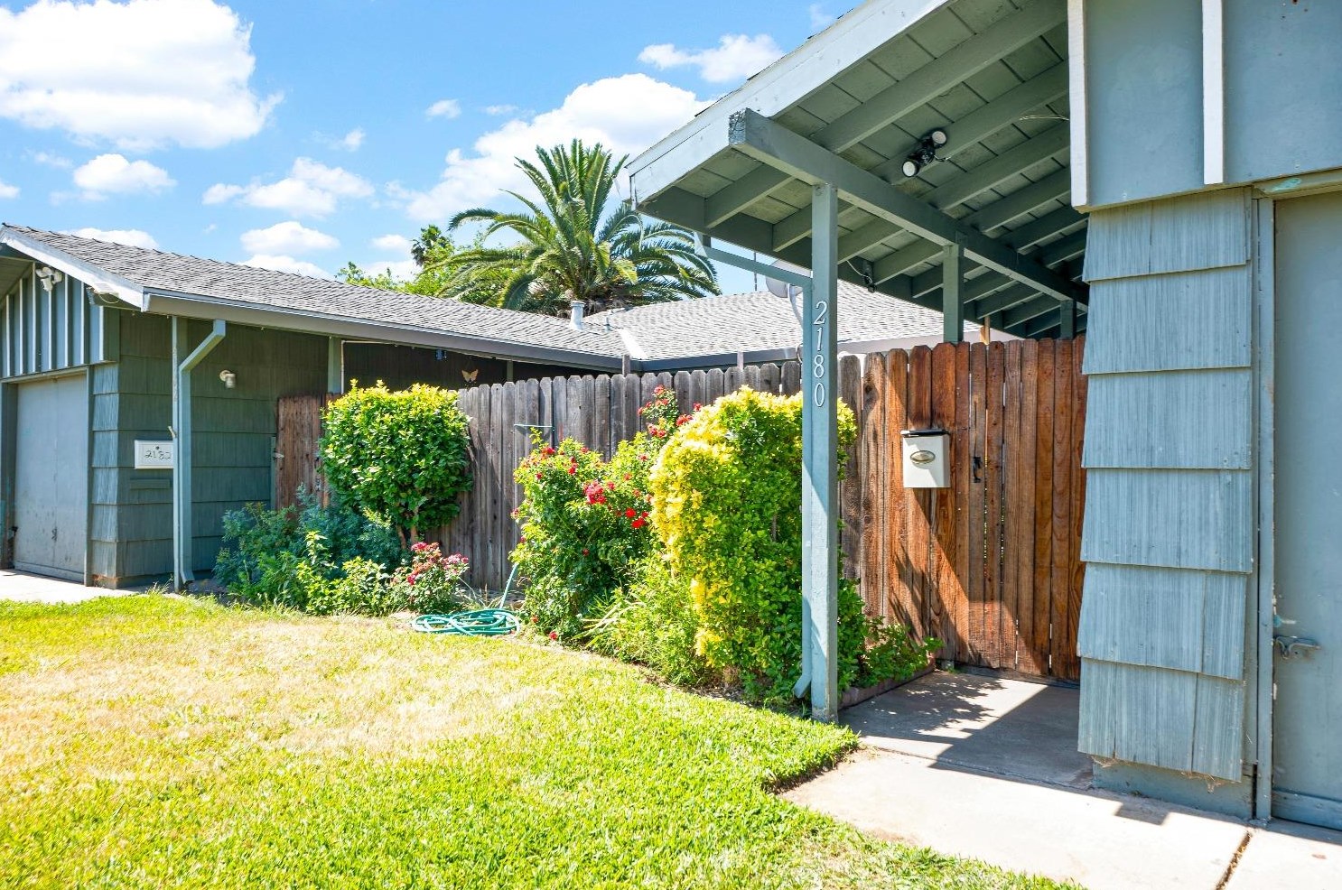 2180 Mcgregor Dr, Rancho Cordova, CA 95670