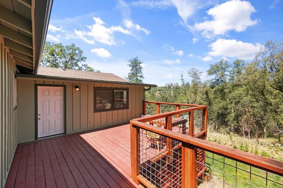 10131 Potlicker Rd, Grass Valley CA  exterior