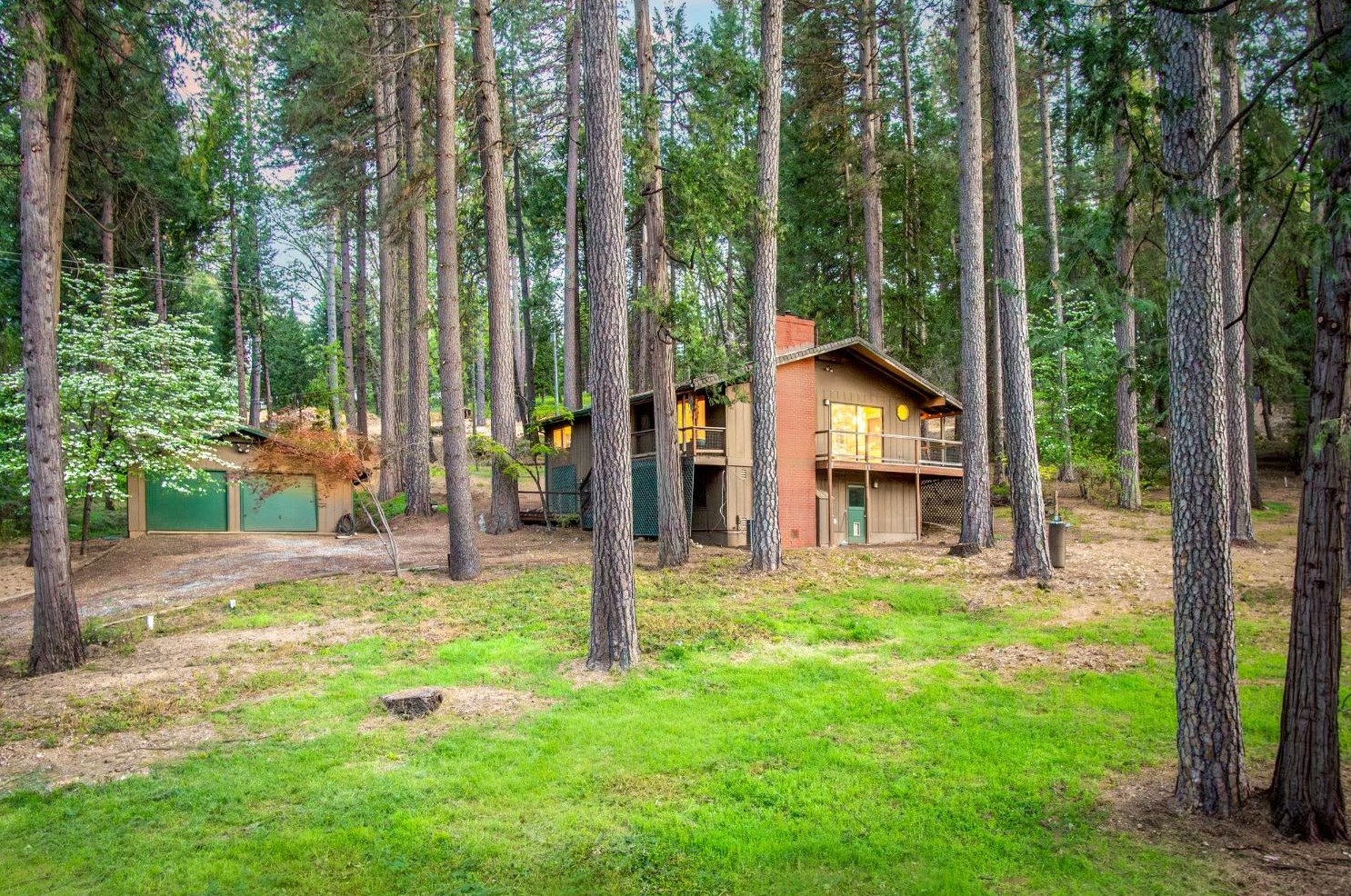14119 Liquidambar Ln, Grass Valley, CA 95945-7817