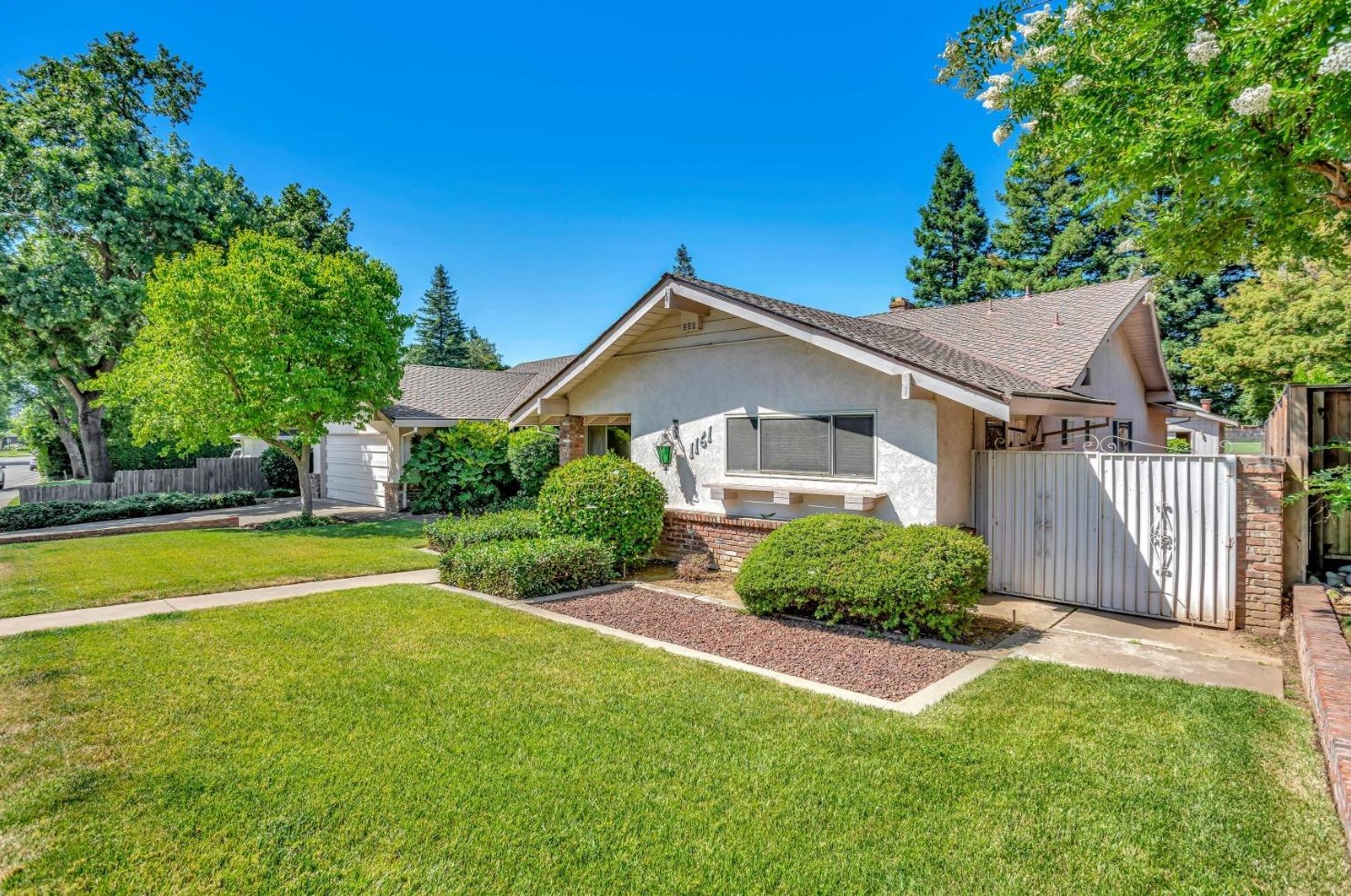 1161 Jacob Ln, Carmichael, CA 95608