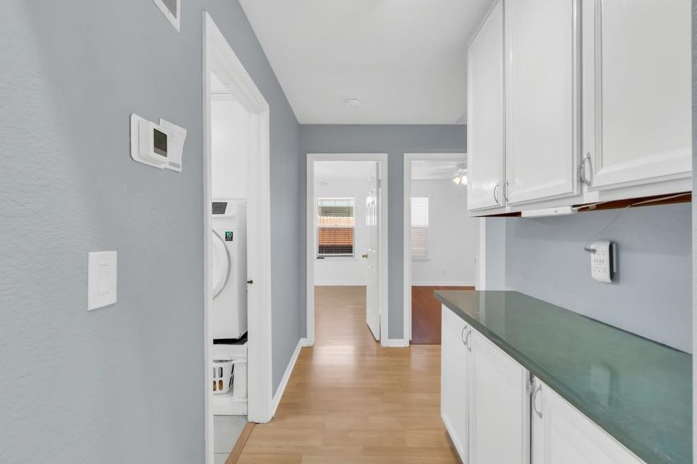 256 Arlington Cir, Woodland CA  95695-2878 exterior