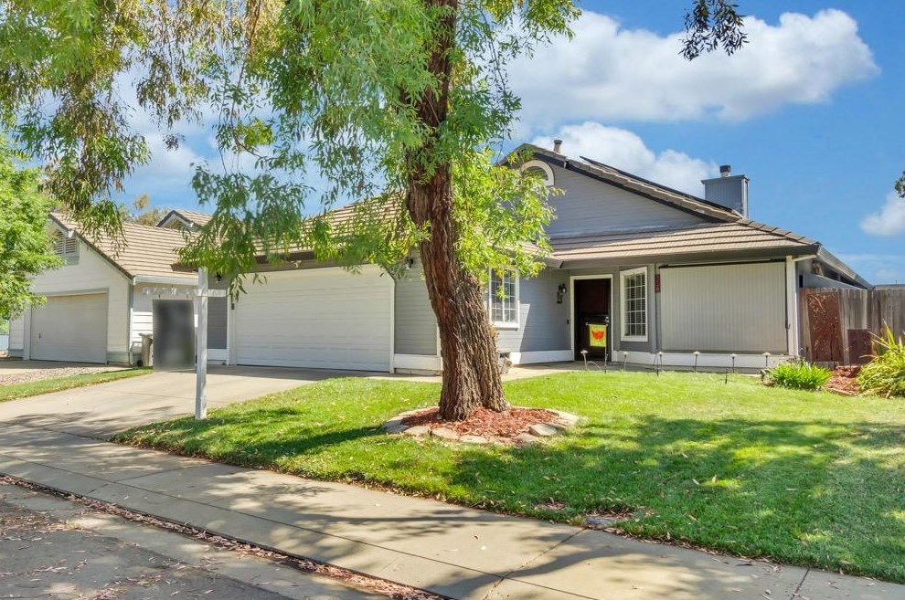256 Arlington Cir, Woodland, CA 95695-2878