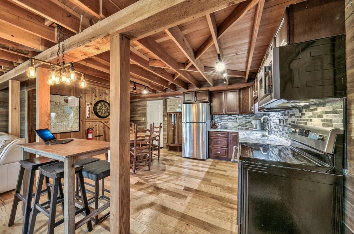 20625 Us Hwy 50, South Lake Tahoe CA  96150-5262 exterior