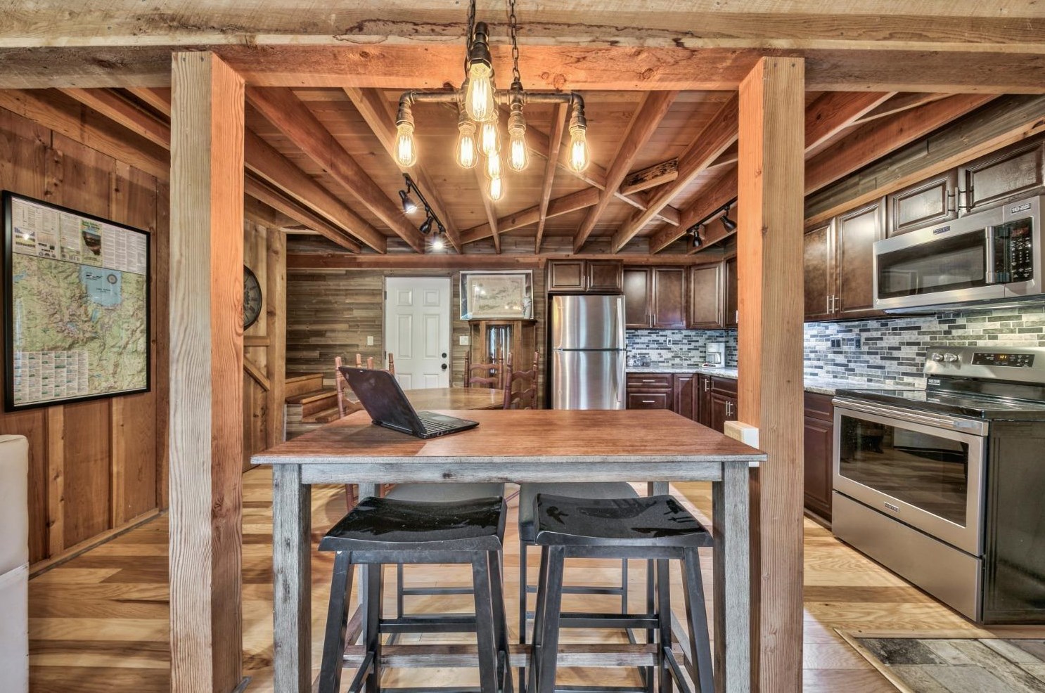 20625 Us Hwy 50, South Lake Tahoe CA  96150-5262 exterior