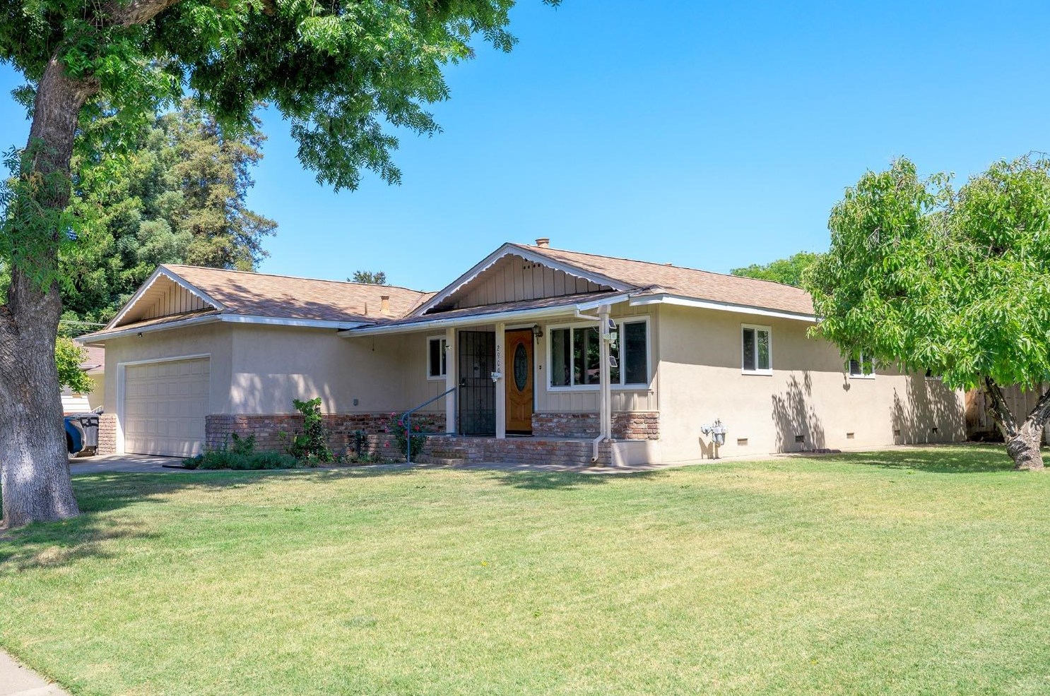 2900 Hemminger Way, Modesto, CA 95350