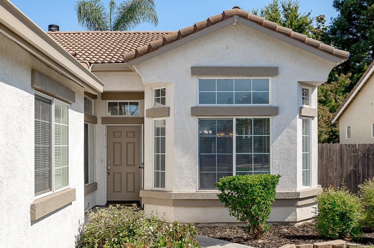 2409 Warm Springs Dr, Modesto, CA 95356