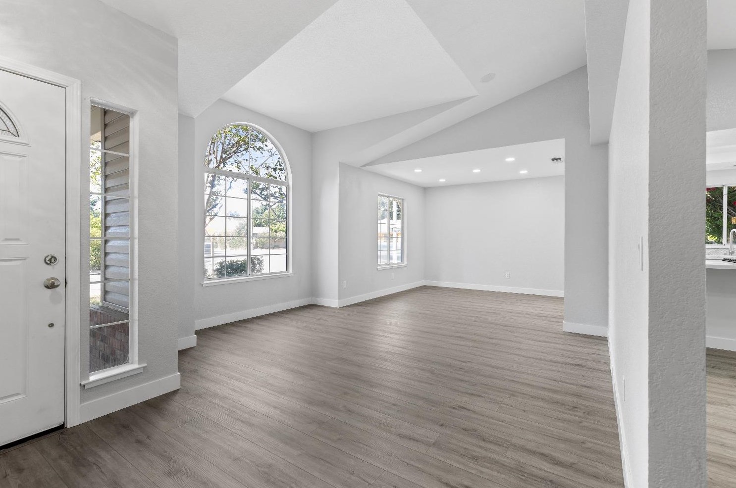 5101 Kovanda Ave, Carmichael, CA 95608