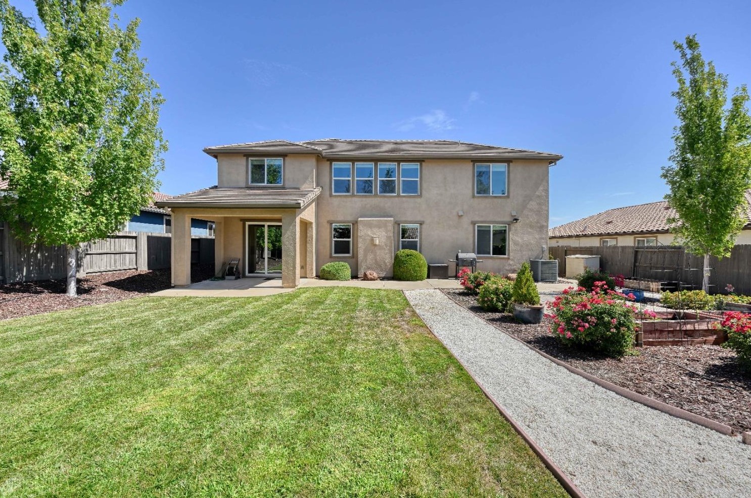 5525 Mossy Stone Way, Rancho Cordova, CA 95742