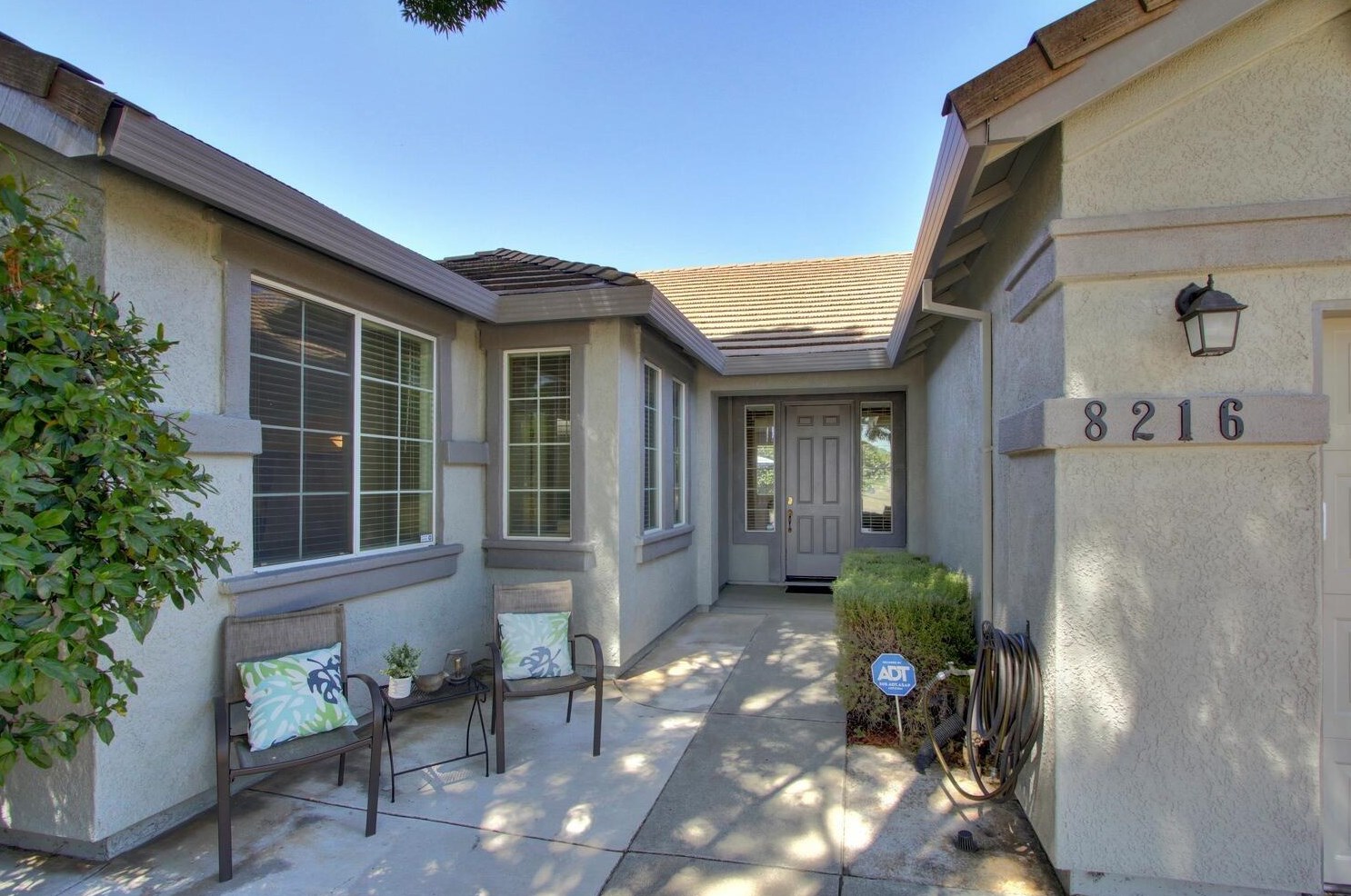 8216 Yorkton Way, Sacramento, CA 95829-9284