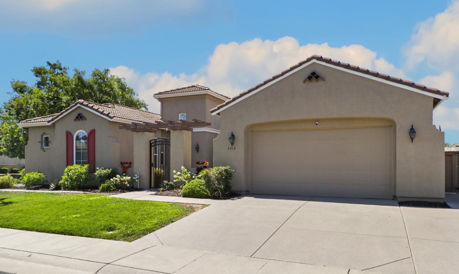 5914 Corrin Way, Elk Grove, CA 95757