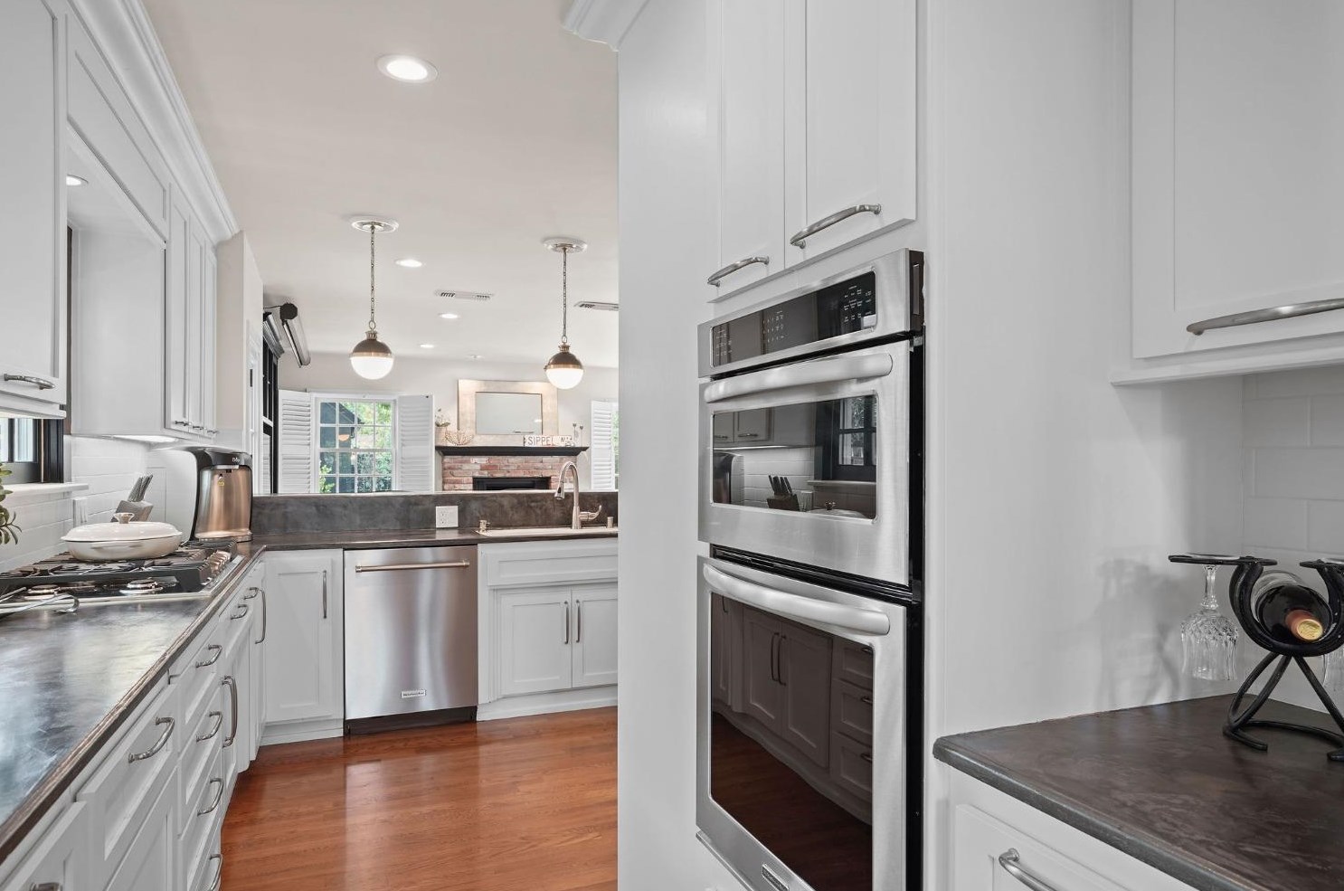1107 47th St, Sacramento CA  95819-3703 exterior