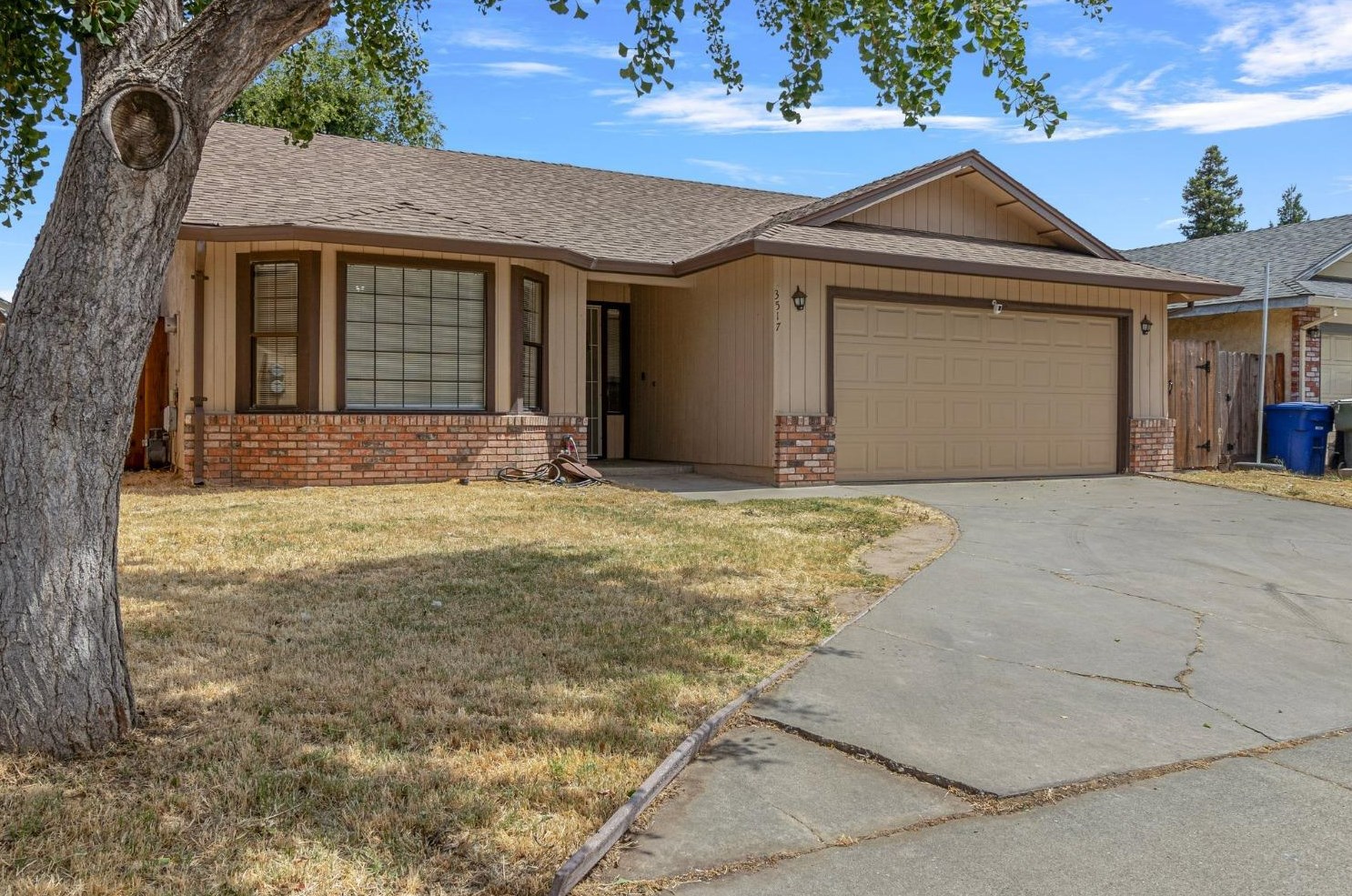3517 Akeby Dr, Modesto, CA 95356
