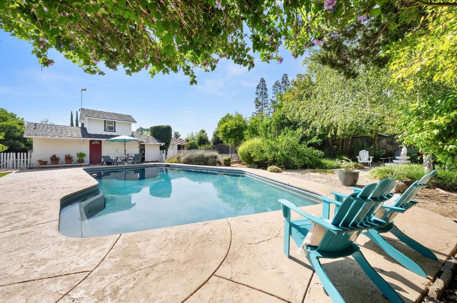 5501 Gina Ct, Carmichael, CA 95608