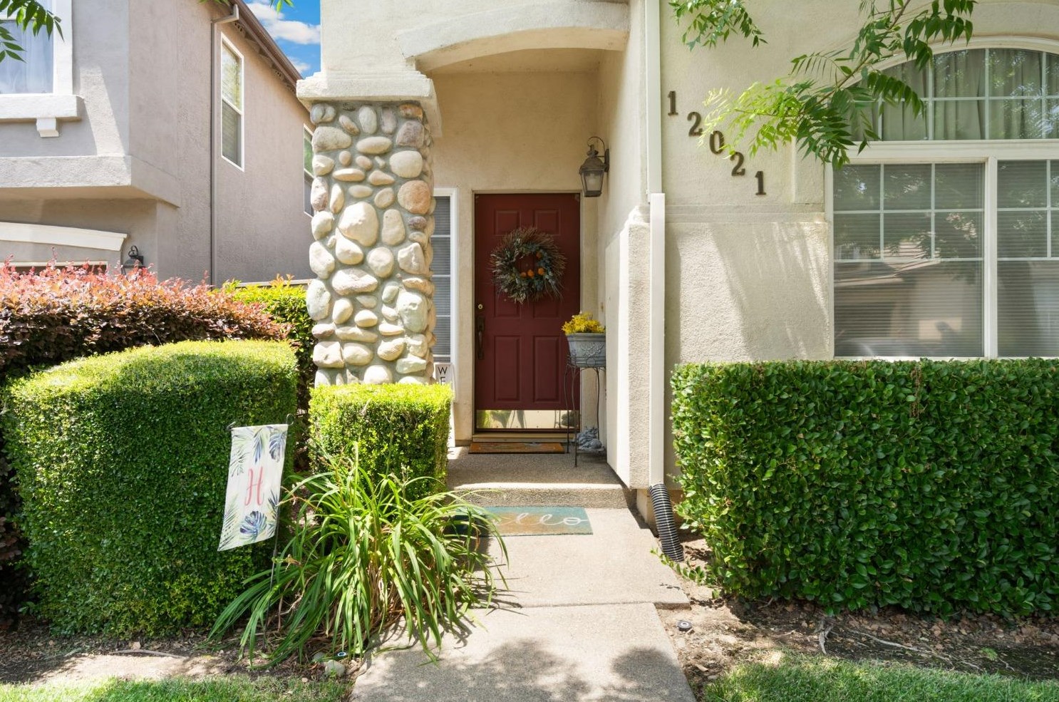 12021 Gold Pointe Ln, Rancho Cordova, CA 95670