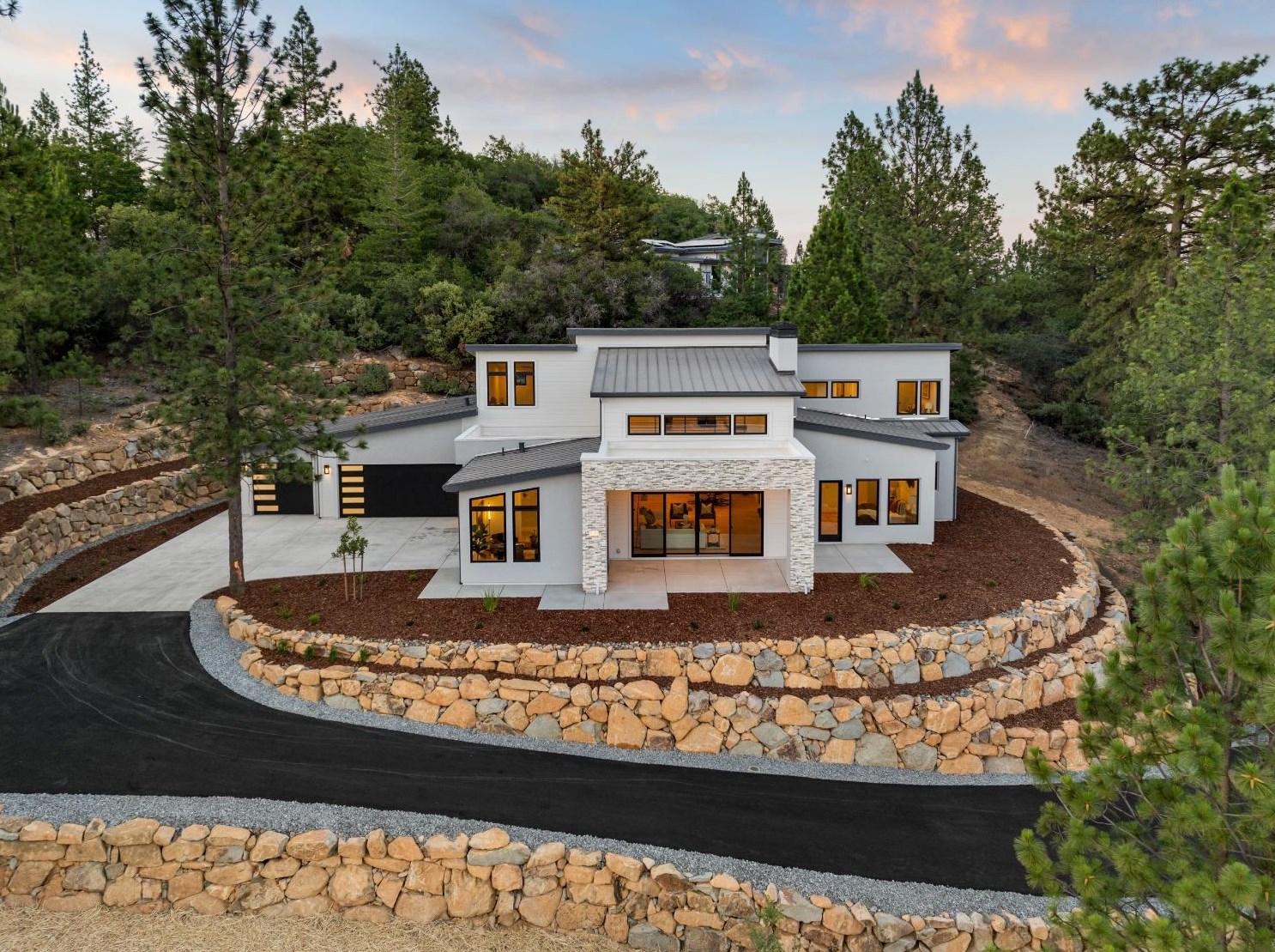 15005 Grand Knoll Dr, Meadow Vista, CA 95722