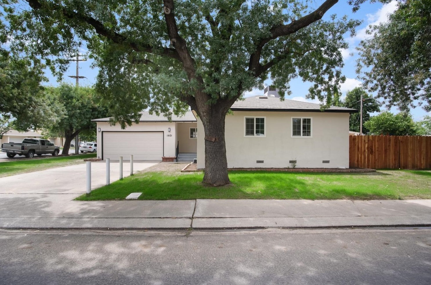 1601 Gay Dr, Modesto, CA 95350